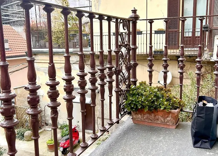 Wonderful Central Apartment In Porta Garibaldi,Moscova